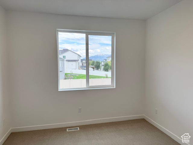 218 N HUSKER LN Saratoga Springs, UT 84045