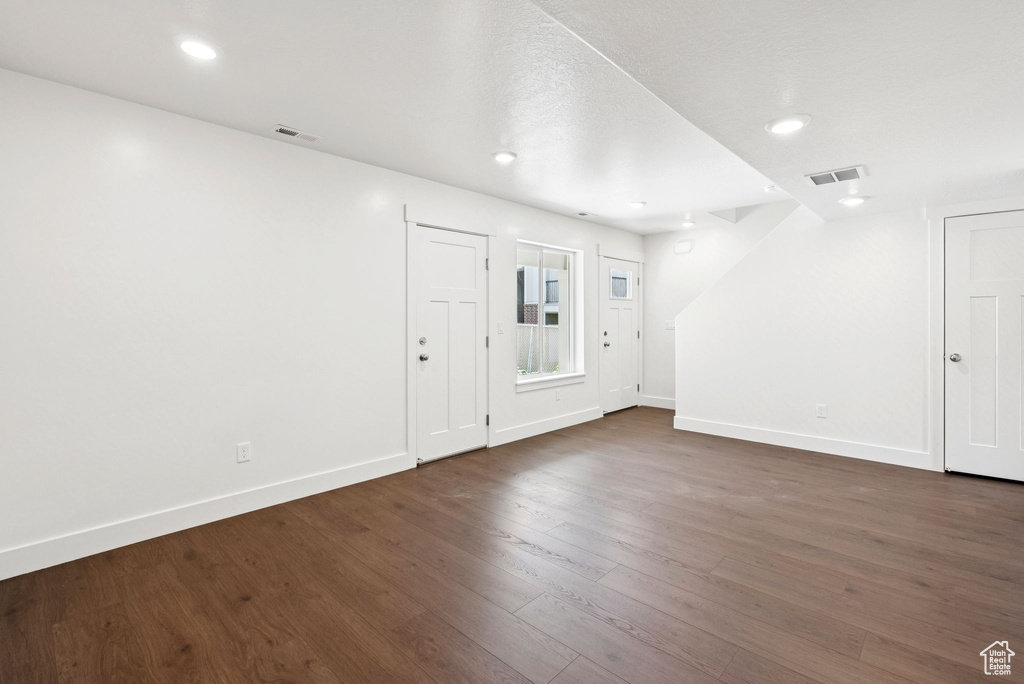 Photo 12 for MLS #2107355 at 1615 N Angel St