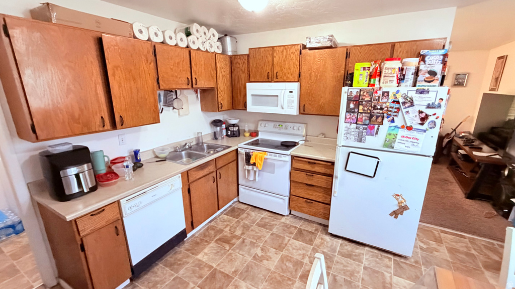 4632 S ARLINGTON PARK DR West Valley City, UT 84120