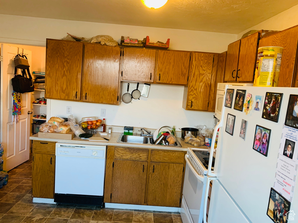 4632 S ARLINGTON PARK DR West Valley City, UT 84120