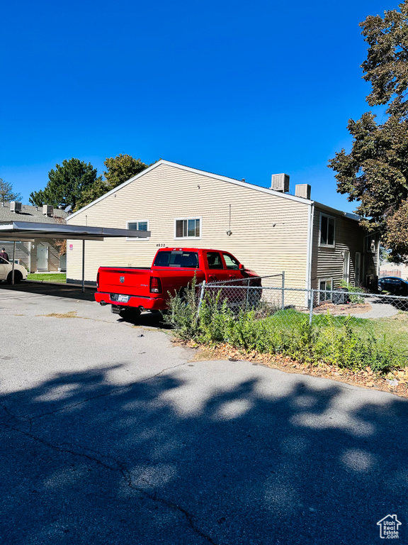 4632 S ARLINGTON PARK DR West Valley City, UT 84120