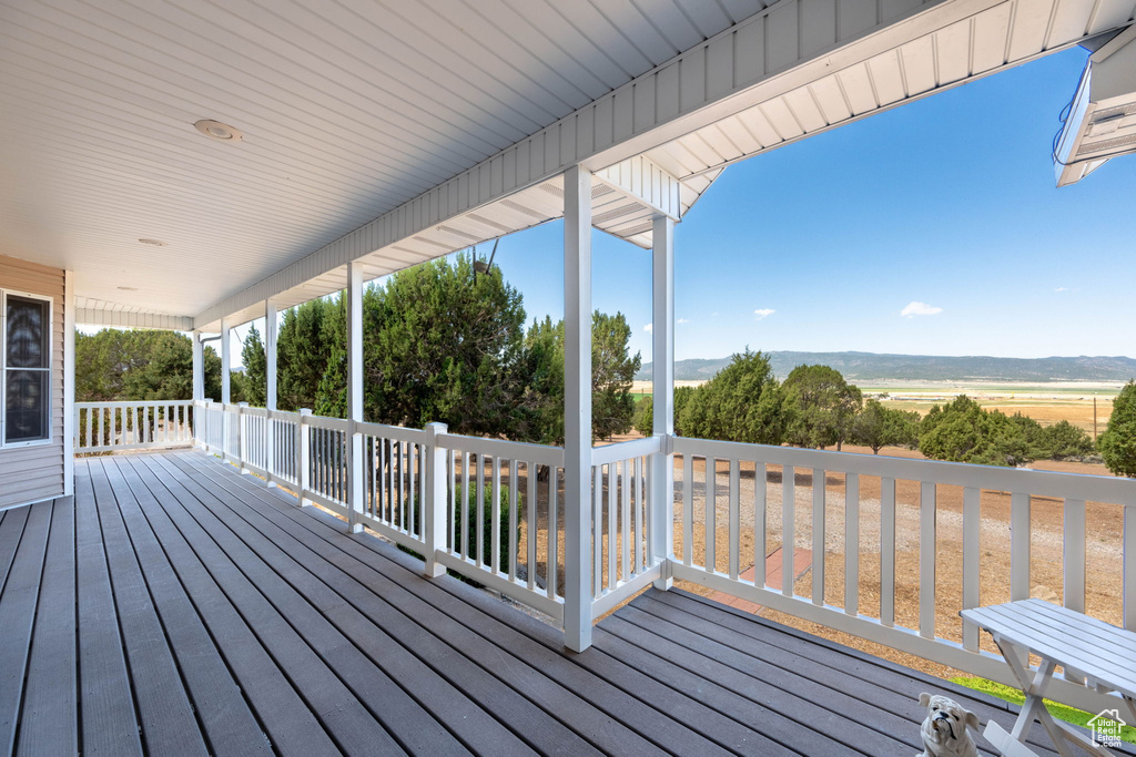 Photo 9 for MLS #2107372 at 4840 S 5200 West