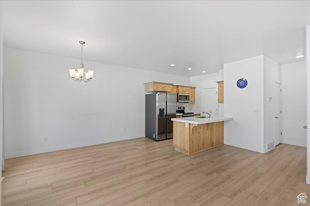 7267 N HIDDEN LOOP RD #2859 Eagle Mountain, UT 84005