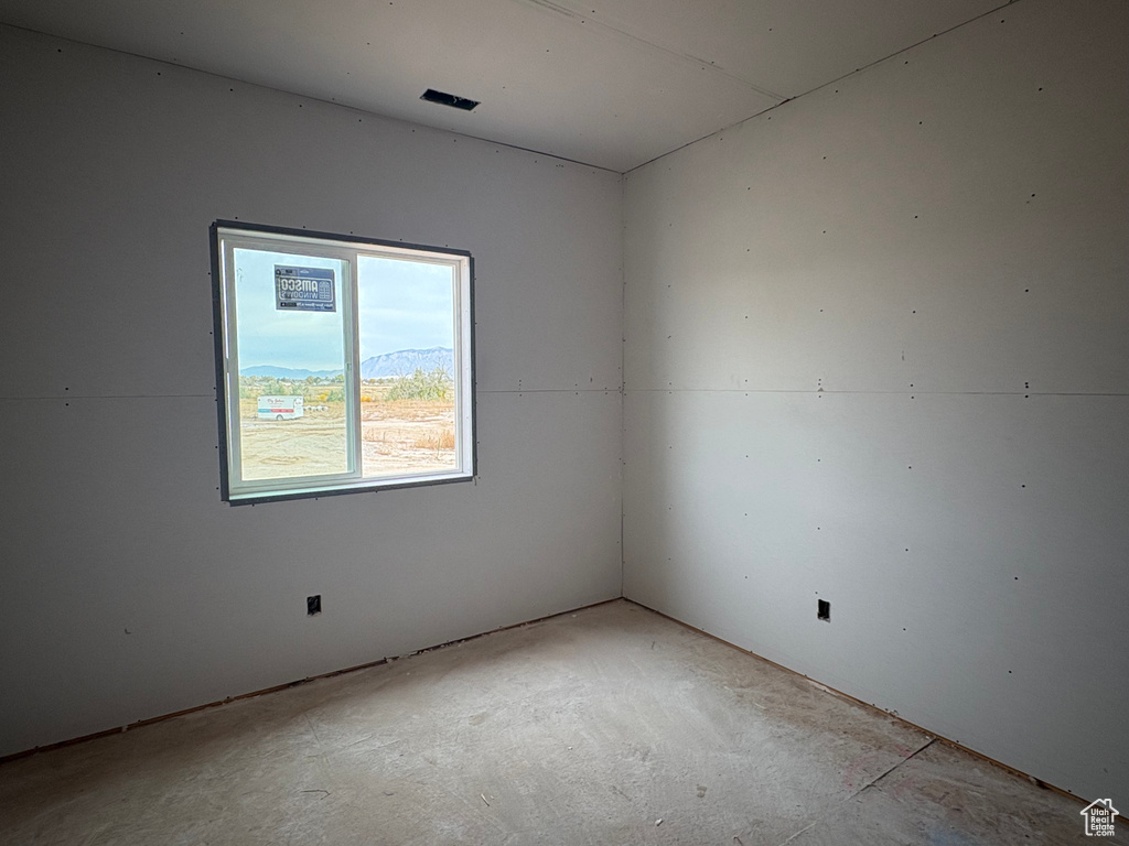 Photo 9 for MLS #2107383 at 4344 W 1825 North #102