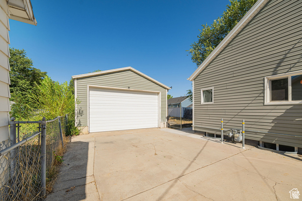 2355 S D AVE Ogden, UT 84401