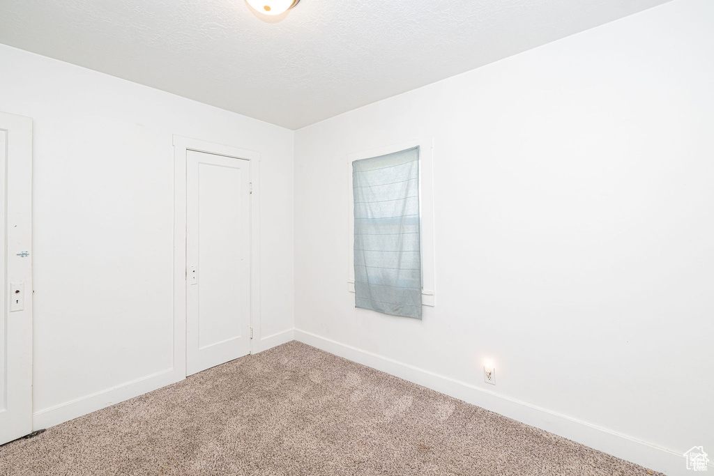 2355 S D AVE Ogden, UT 84401