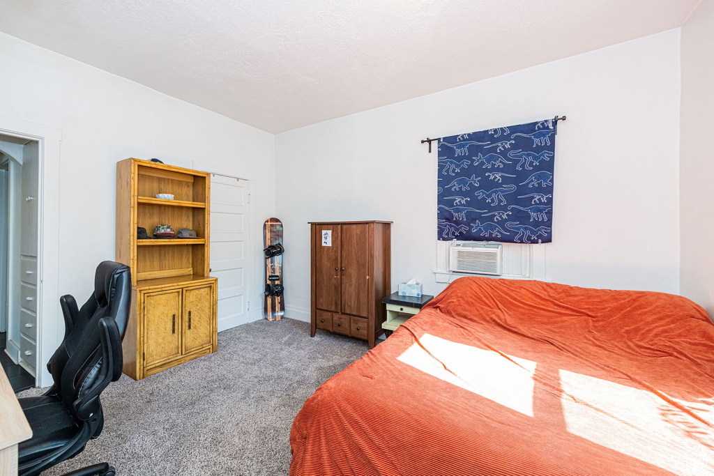 2355 S D AVE Ogden, UT 84401