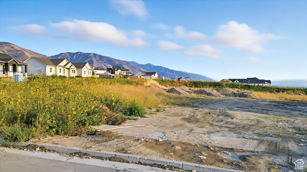 894 E 130 N Hyde Park, UT 84318