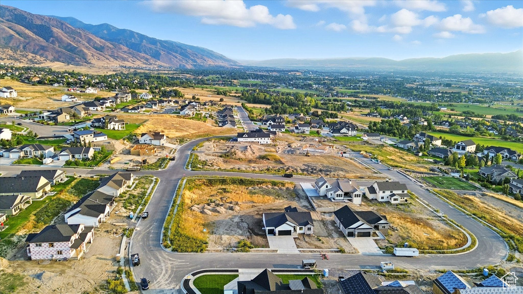 894 E 130 N Hyde Park, UT 84318