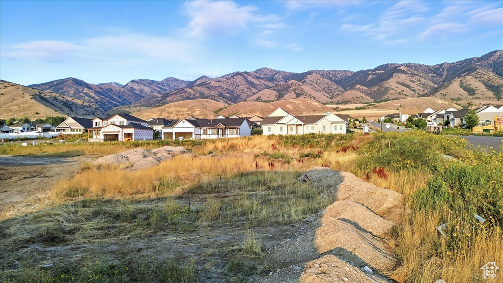 895 E 100 N Hyde Park, UT 84318