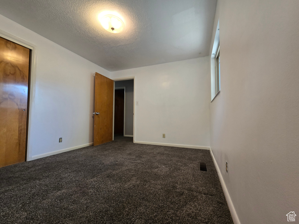 Photo 7 for MLS #2107399 at 964 40th St
