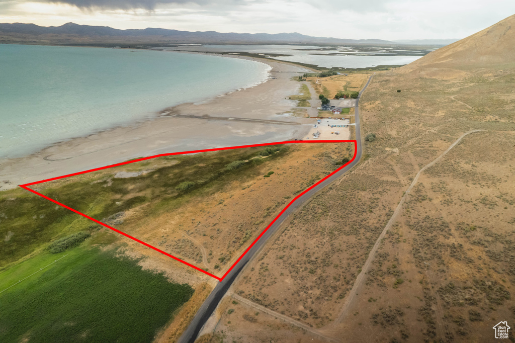 567  E SHORE RD. Saint Charles, ID 83272