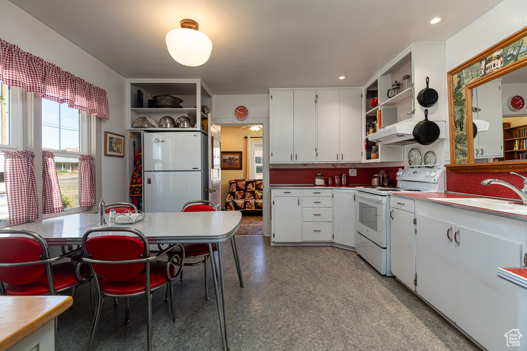 107 S 300 E Kanab, UT 84741