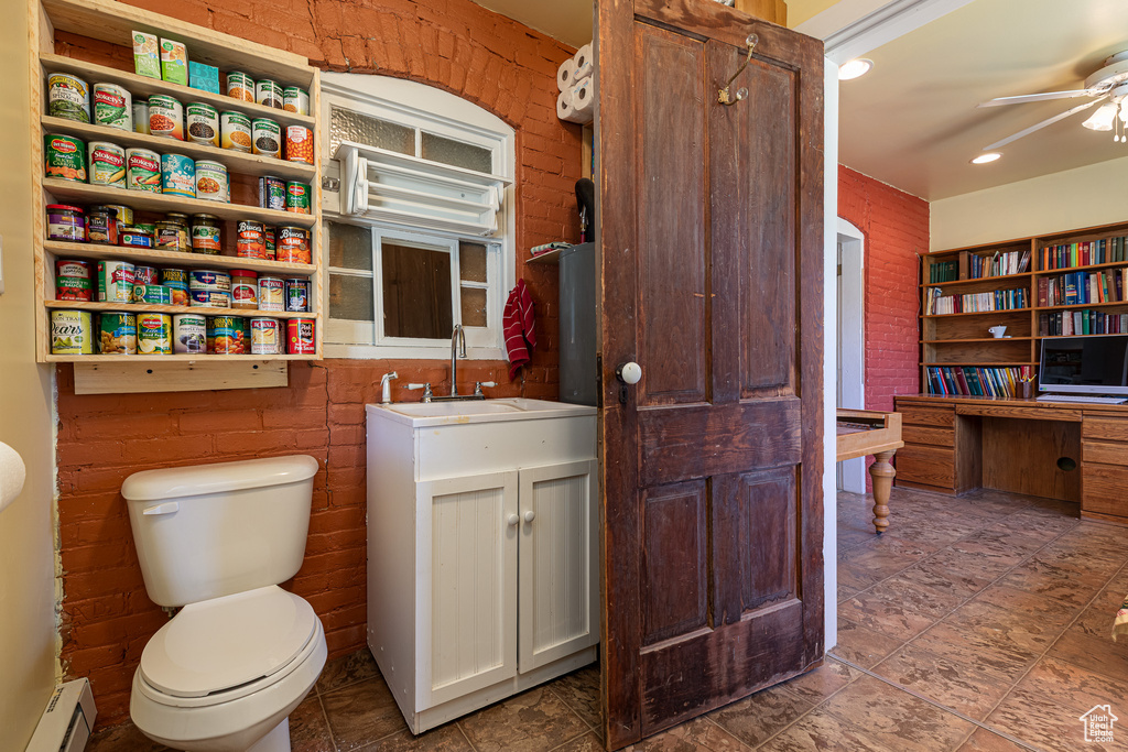 107 S 300 E Kanab, UT 84741
