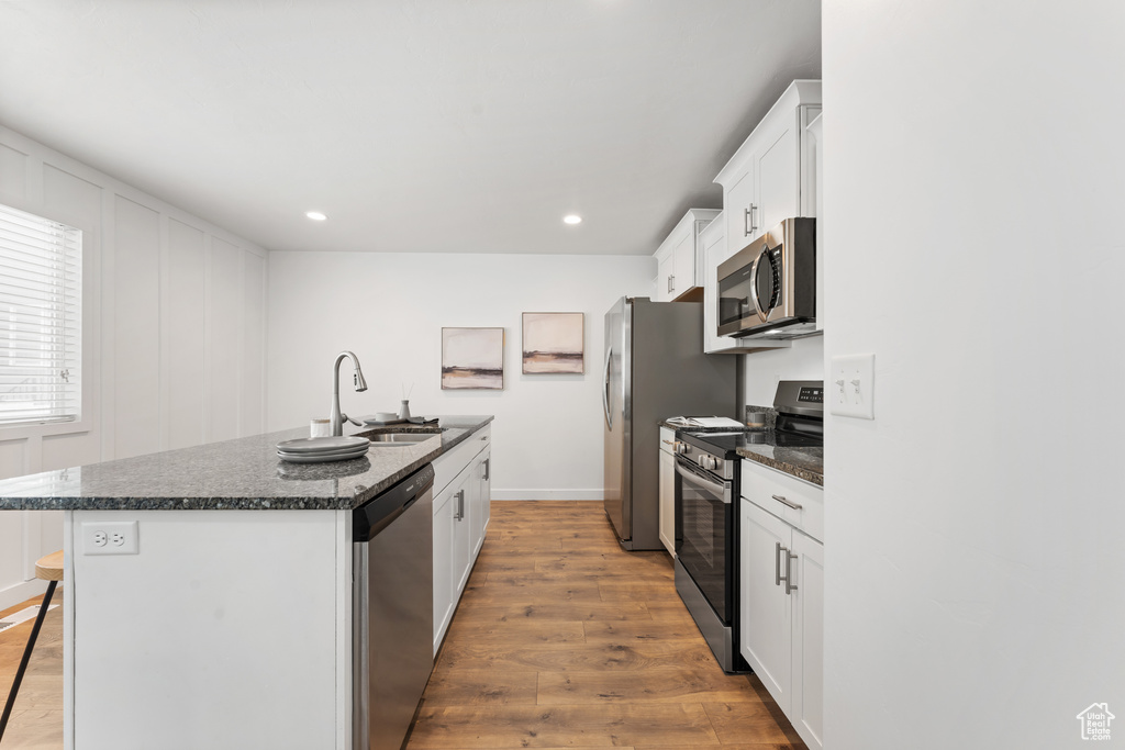 Photo 5 for MLS #2107408 at 6819 W Pomona Ct