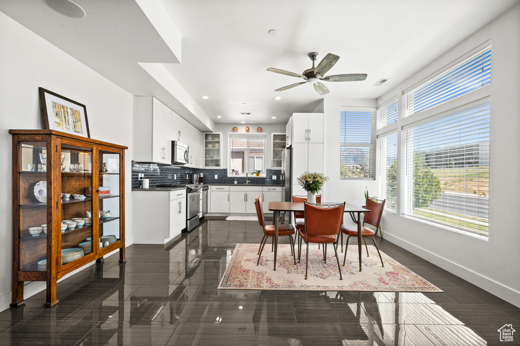 Photo 5 for MLS #2107416 at 1059 W Rooftop Dr #405