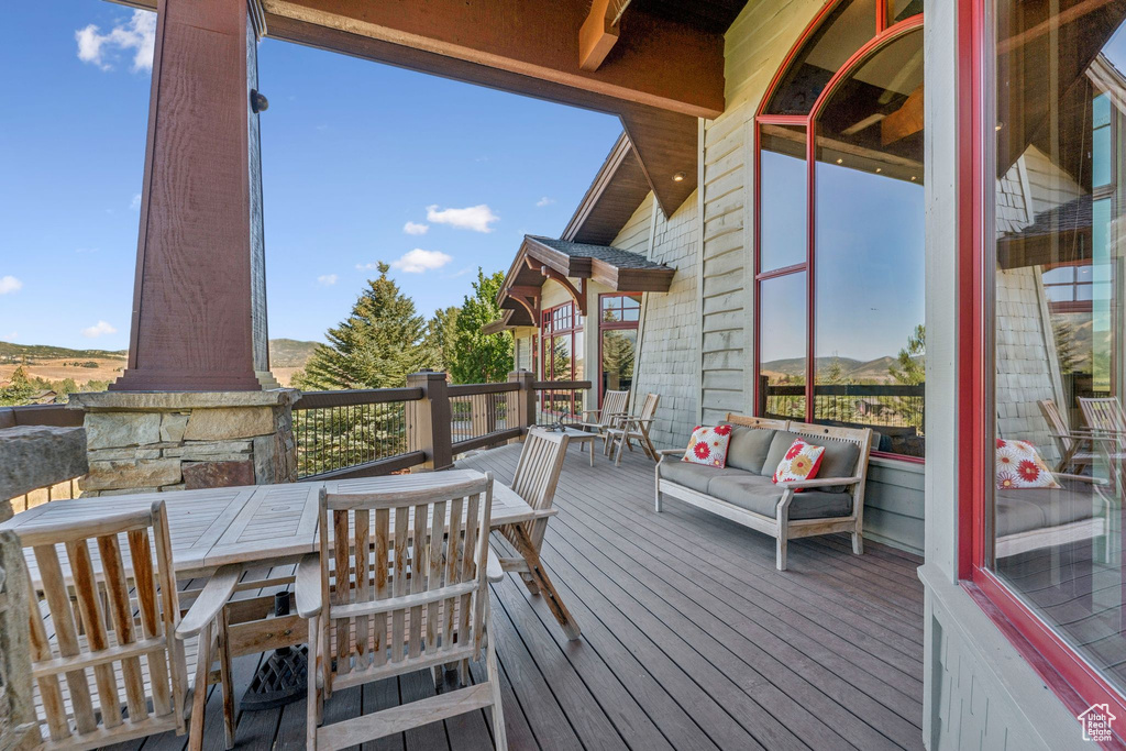 Photo 73 for MLS #2107420 at 6025 Mountain Ranch Dr