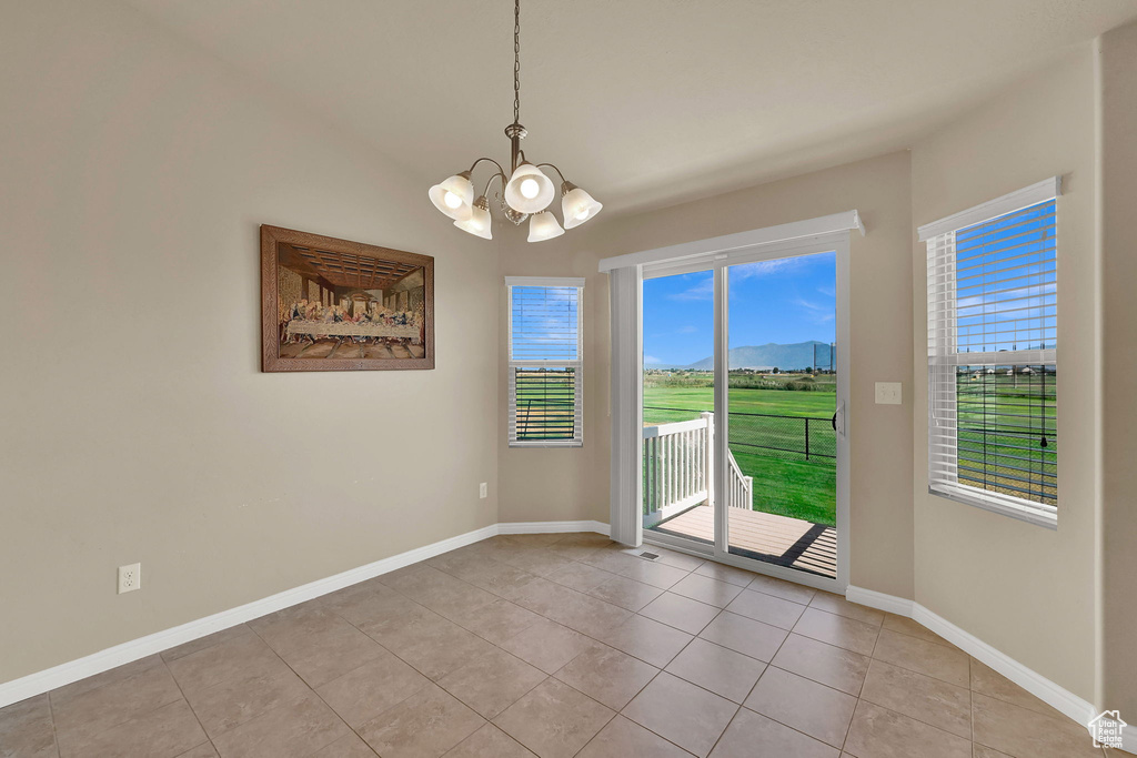 Photo 11 for MLS #2107429 at 2462 N Hooded Crane Cir