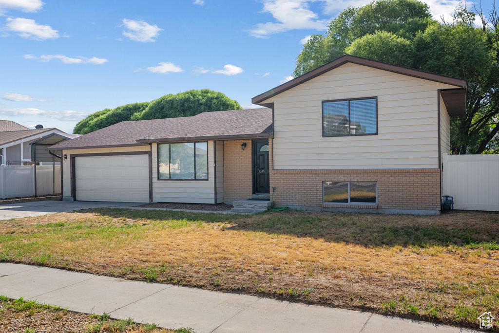 Photo 2 for MLS #2107434 at 665 Homestead Blvd