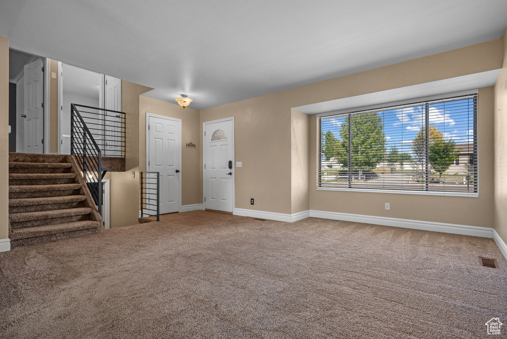Photo 4 for MLS #2107434 at 665 Homestead Blvd