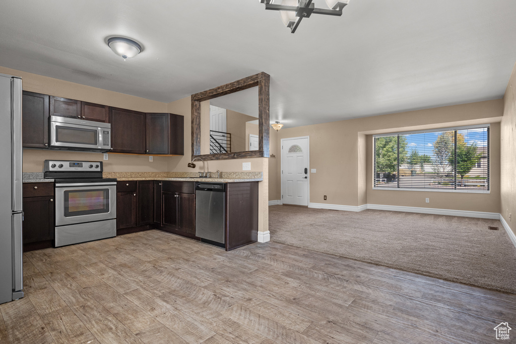Photo 7 for MLS #2107434 at 665 Homestead Blvd