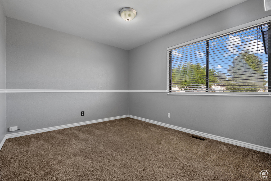Photo 13 for MLS #2107434 at 665 Homestead Blvd