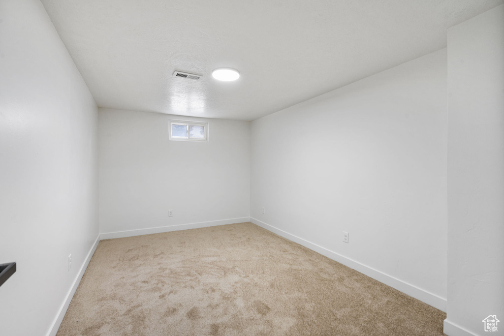 7744 S CHAPEL ST Midvale, UT 84047