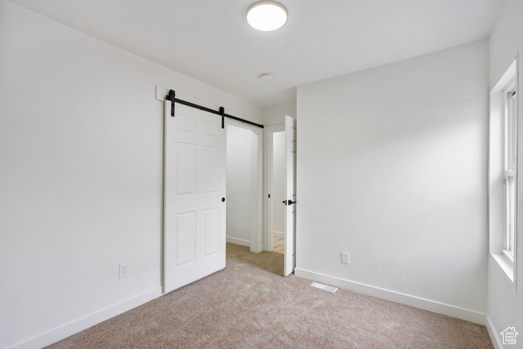 7744 S CHAPEL ST Midvale, UT 84047