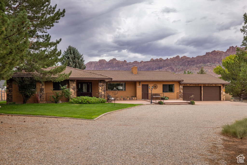 Photo 5 for MLS #2107448 at 2720 Bench Rd