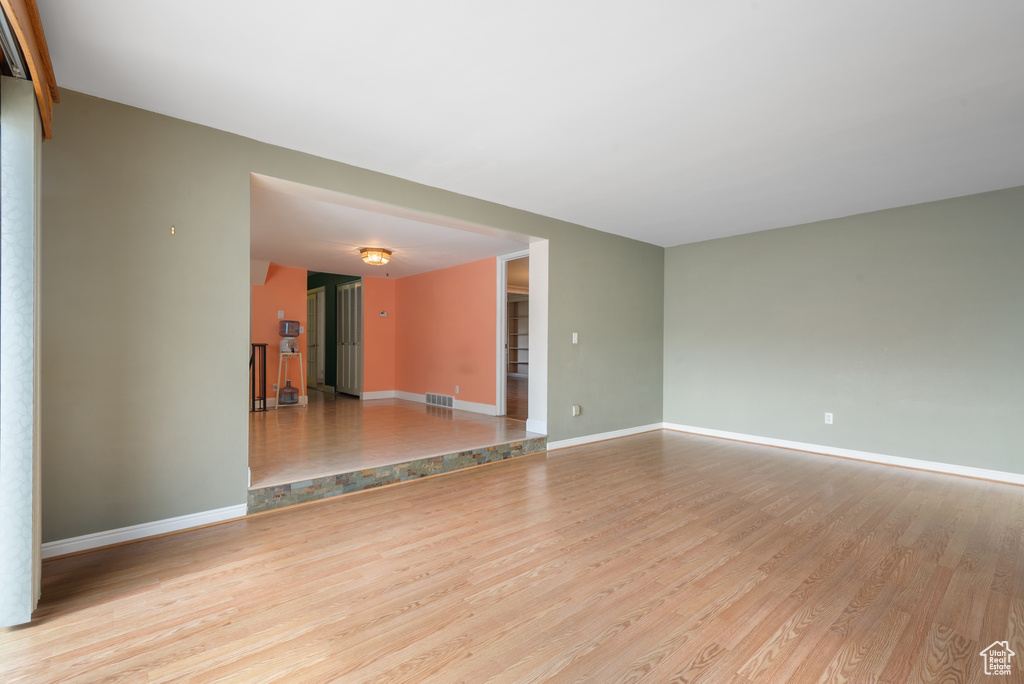 Photo 14 for MLS #2107454 at 5597 S Bastile Dr