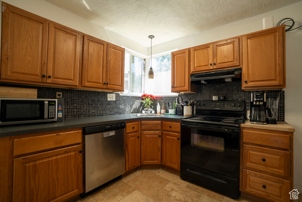 Photo 19 for MLS #2107458 at 1161 E 29th