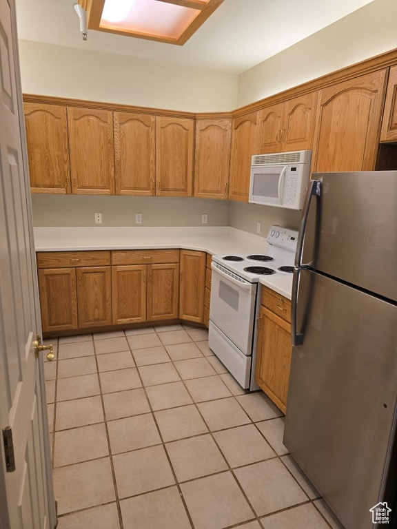Photo 5 for MLS #2107459 at 11035 S Grapevine Cv #204