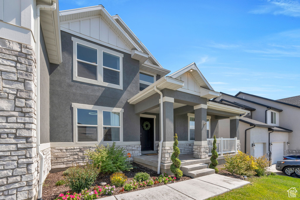 Photo 2 for MLS #2107466 at 1052 N Highpass Dr