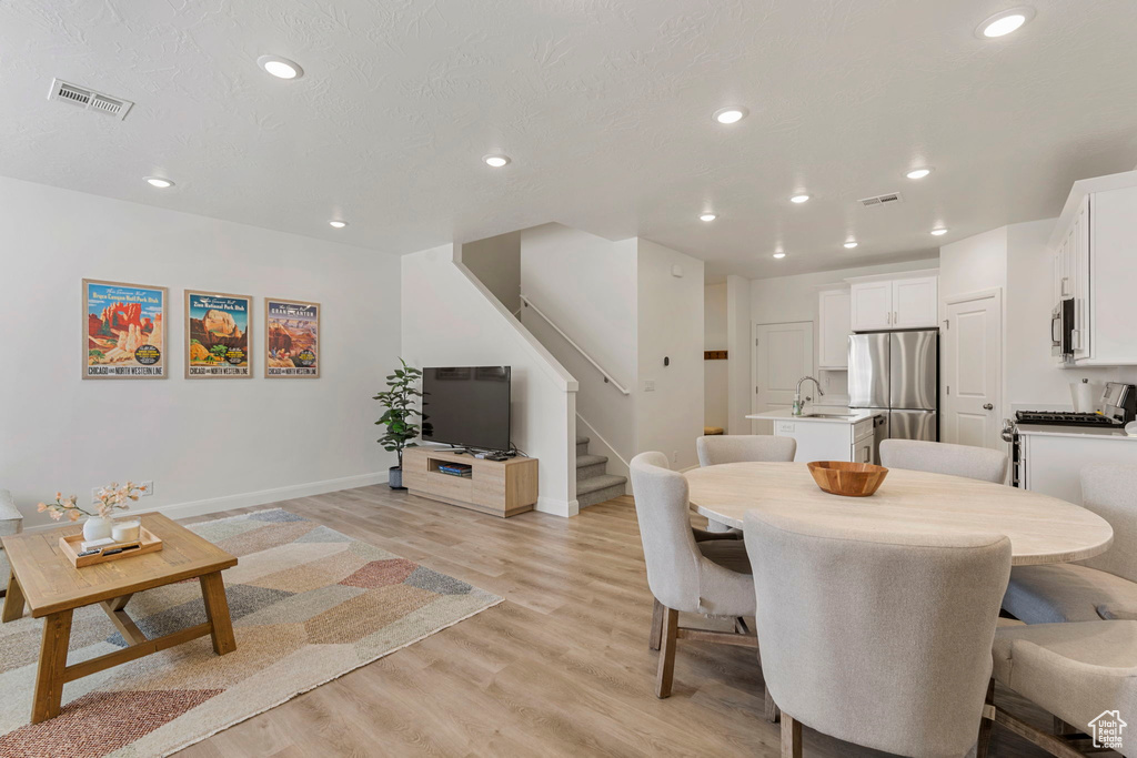 Photo 3 for MLS #2107467 at 546 W Carnelian Pkwy