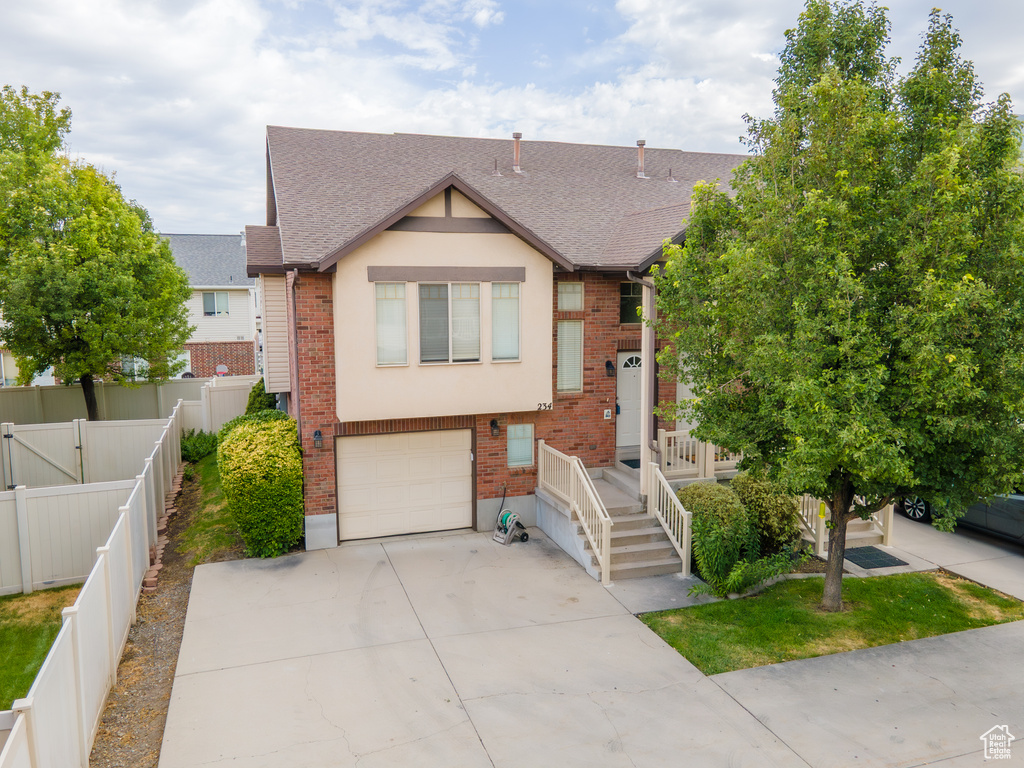 Photo 31 for MLS #2107468 at 234 W Leah Cir