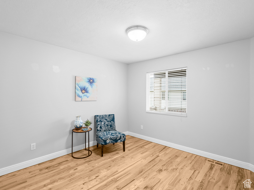 Photo 14 for MLS #2107468 at 234 W Leah Cir