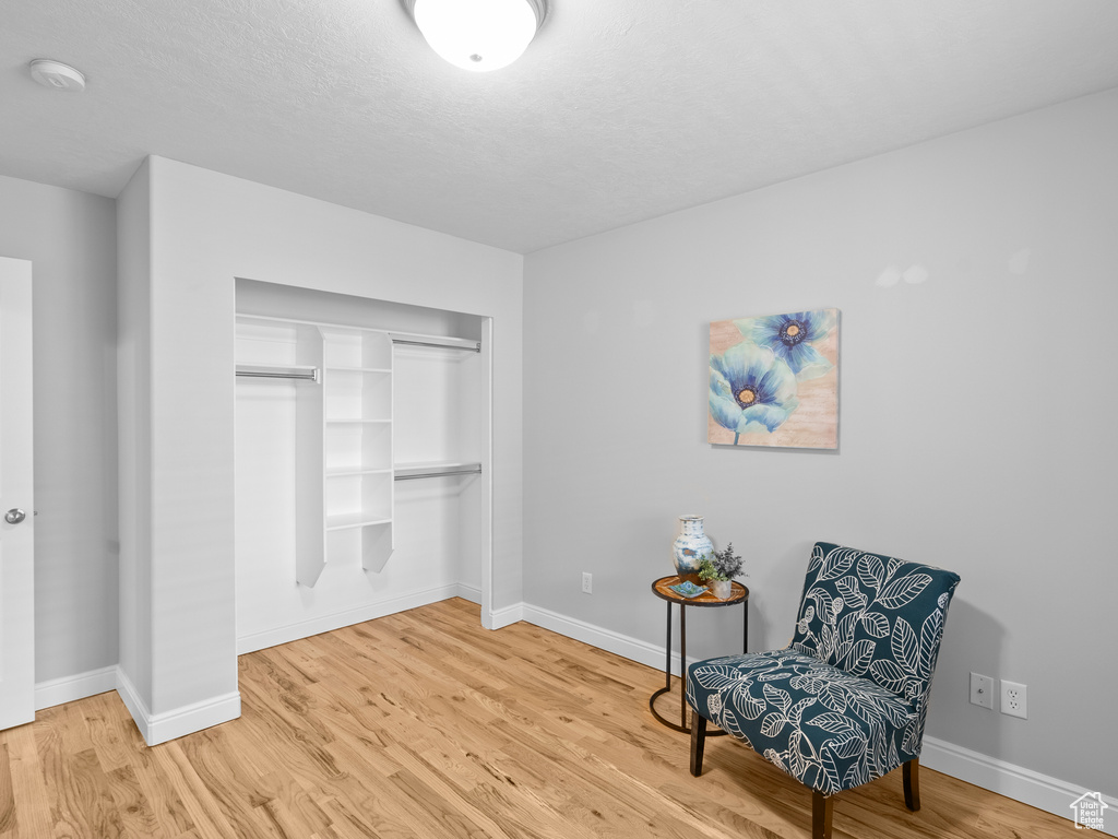 Photo 15 for MLS #2107468 at 234 W Leah Cir