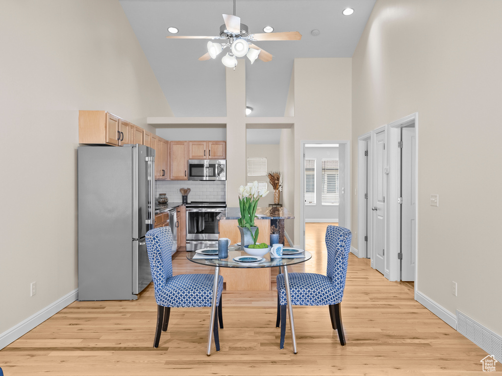 Photo 4 for MLS #2107468 at 234 W Leah Cir