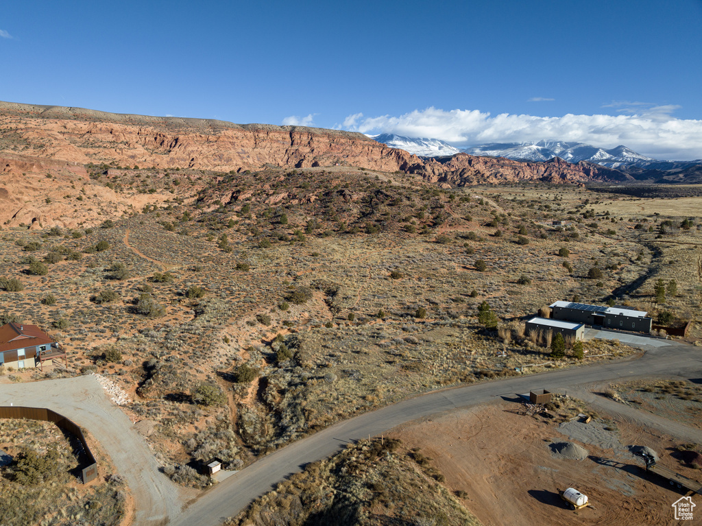 185 E MT. PEALE DR Moab, UT 84532