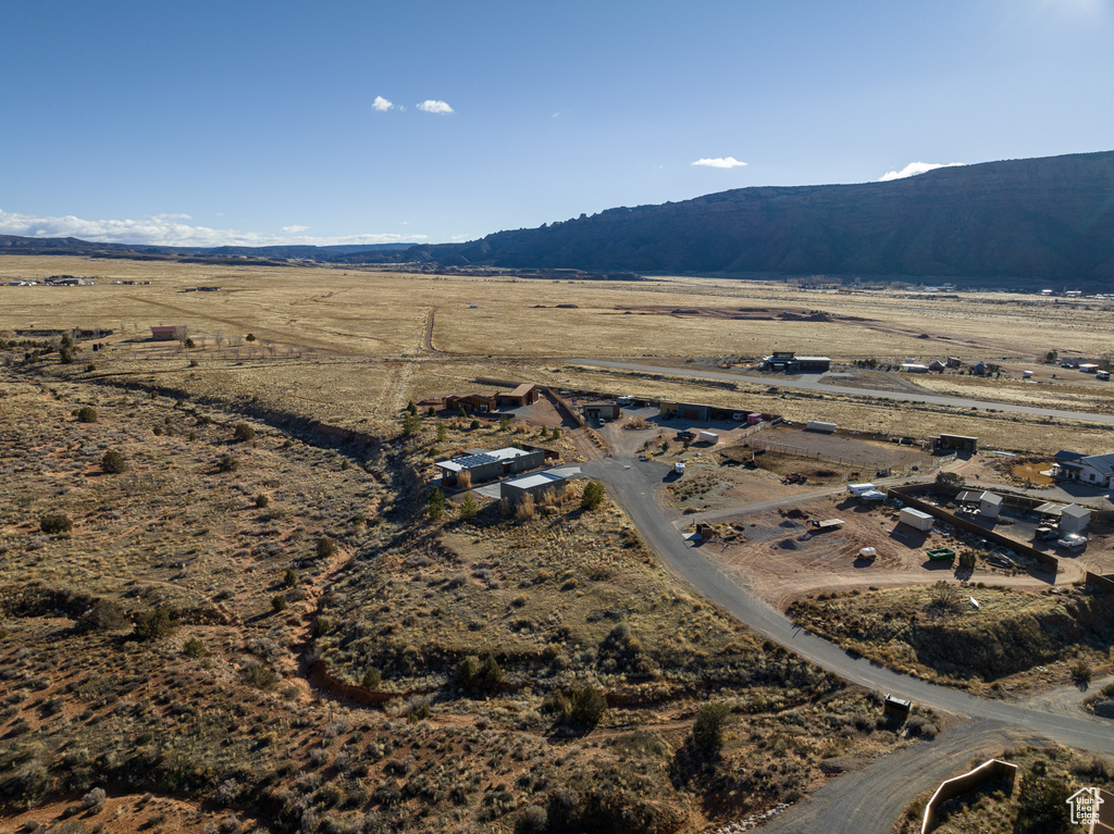 185 E MT. PEALE DR Moab, UT 84532