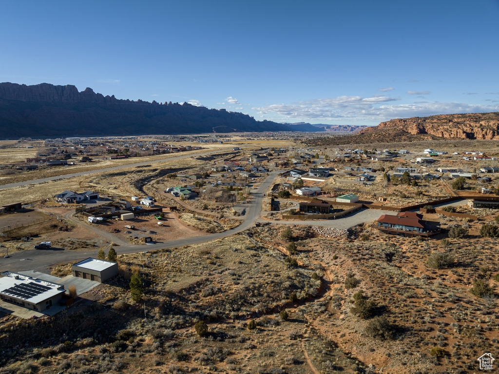 185 E MT. PEALE DR Moab, UT 84532