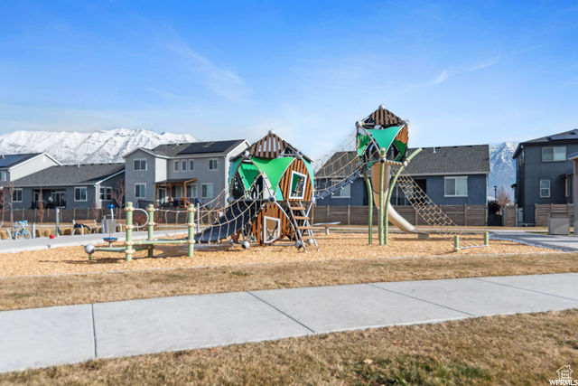 Photo 75 for MLS #2107488 at 103 W Seasons Dr