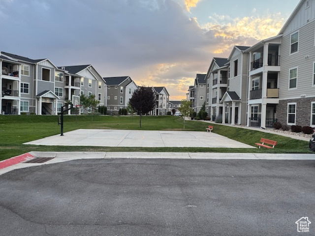 103 W SEASONS DR Vineyard, UT 84058