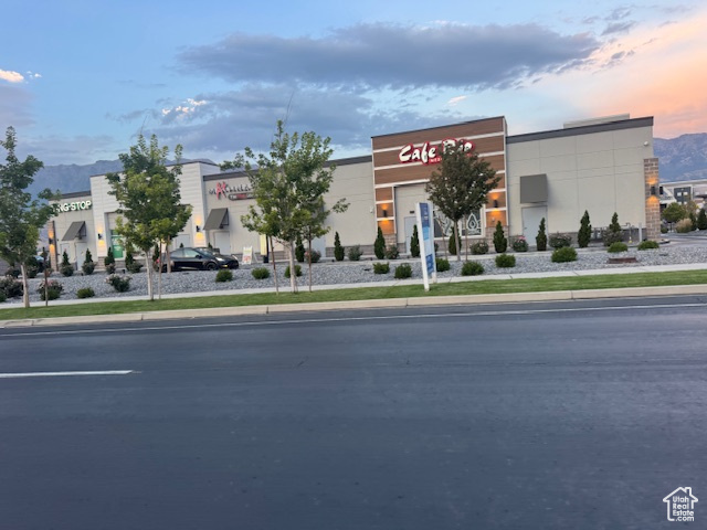103 W SEASONS DR Vineyard, UT 84058