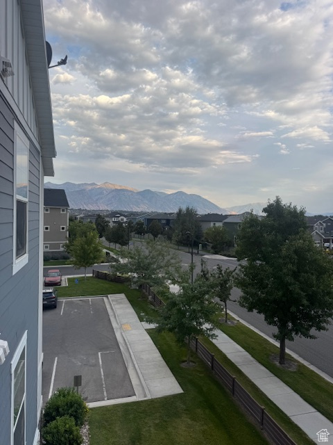 103 W SEASONS DR Vineyard, UT 84058
