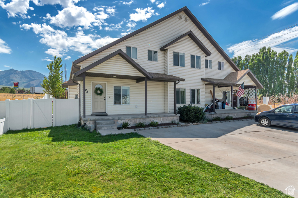 Photo 5 for MLS #2107499 at 692 E 180 North