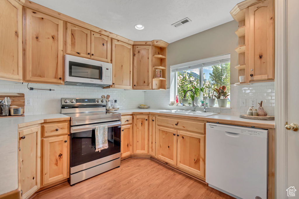 Photo 3 for MLS #2107499 at 692 E 180 North