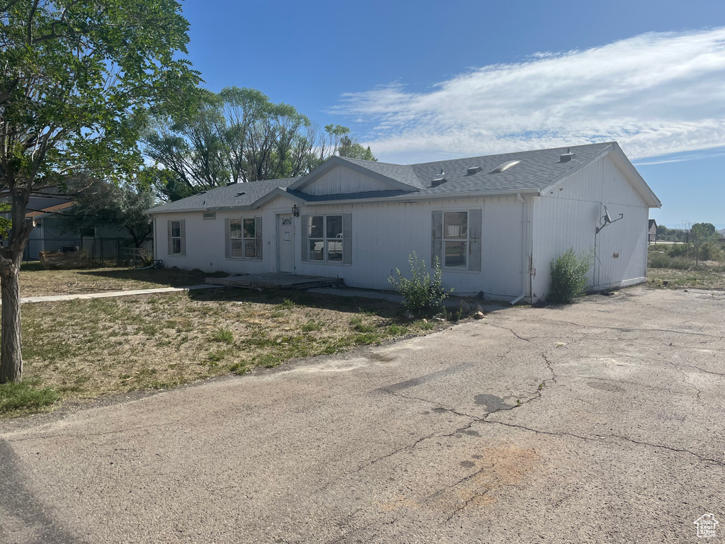 339 S 60 E Huntington, UT 84528