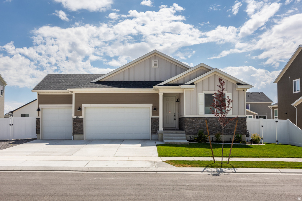 1074 E BLAZING SUN DR. #326 Eagle Mountain, UT 84005