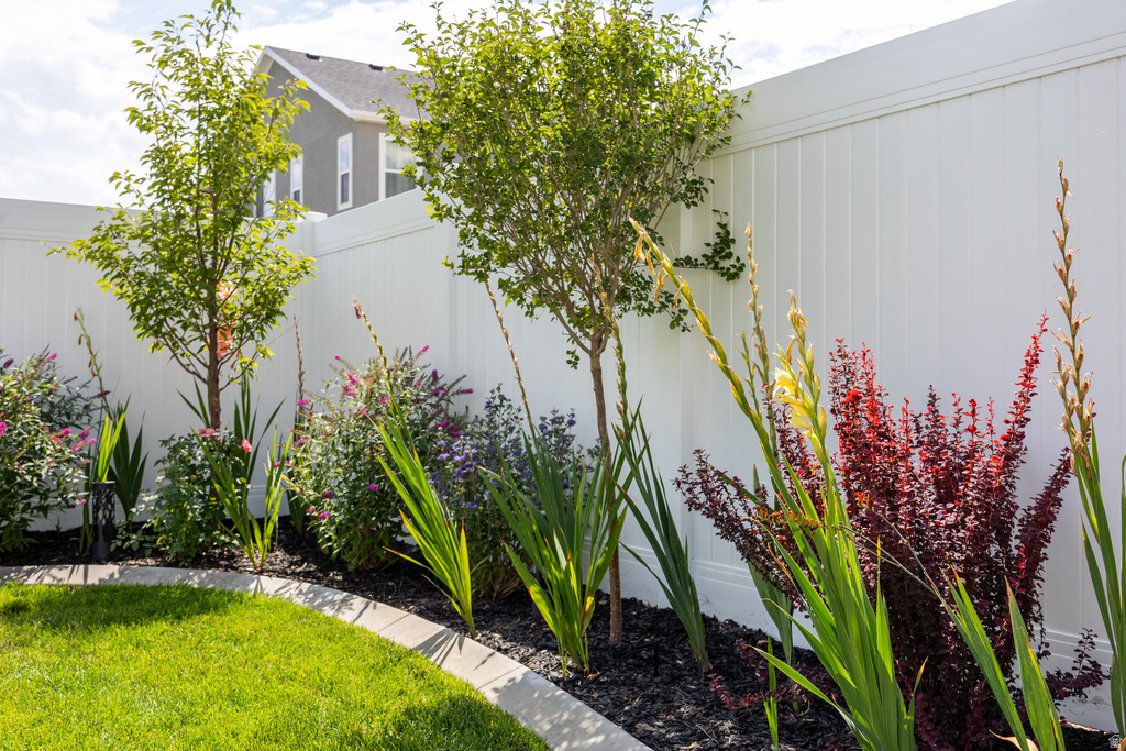 1074 E BLAZING SUN DR. #326 Eagle Mountain, UT 84005